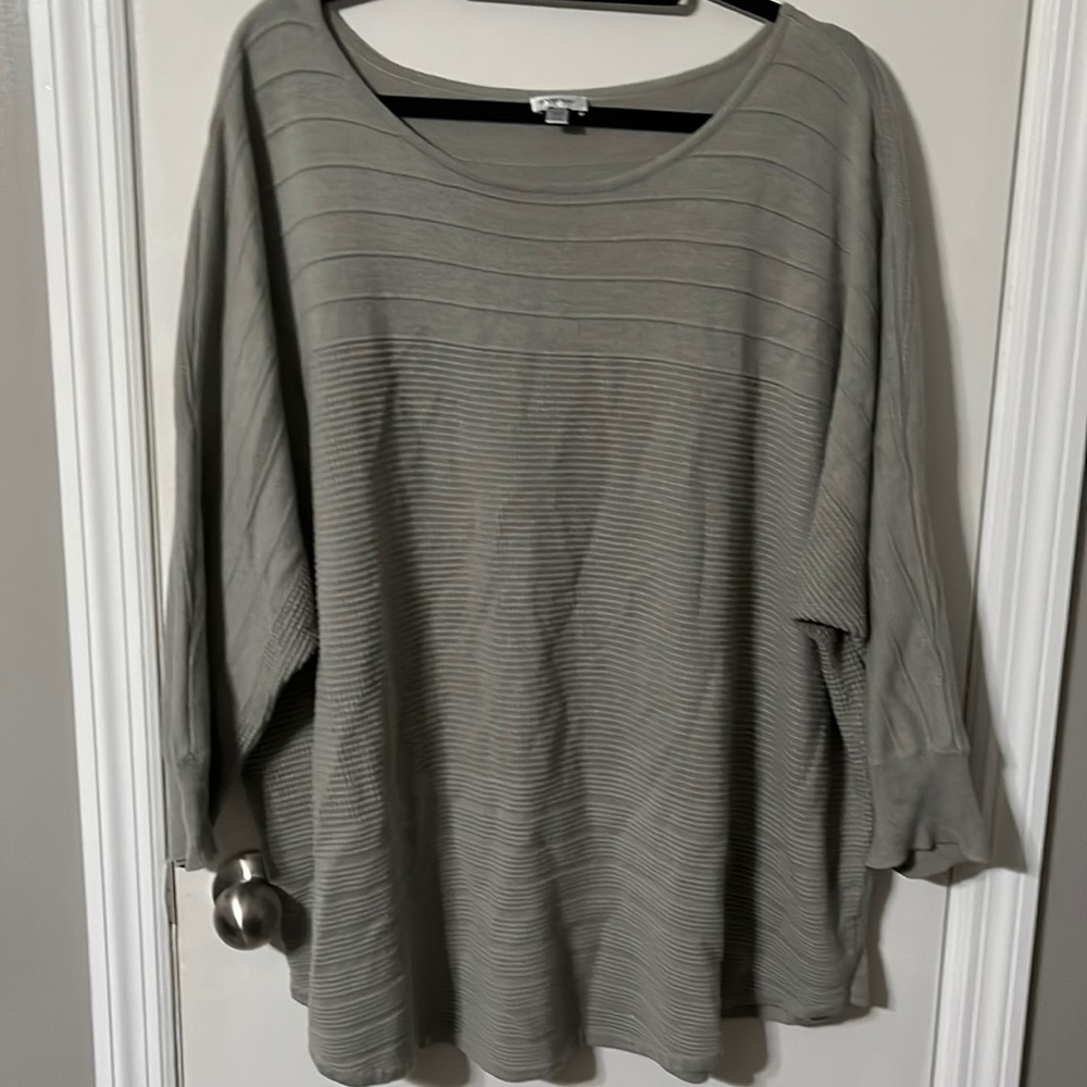 Taupe gray dole man style sweater